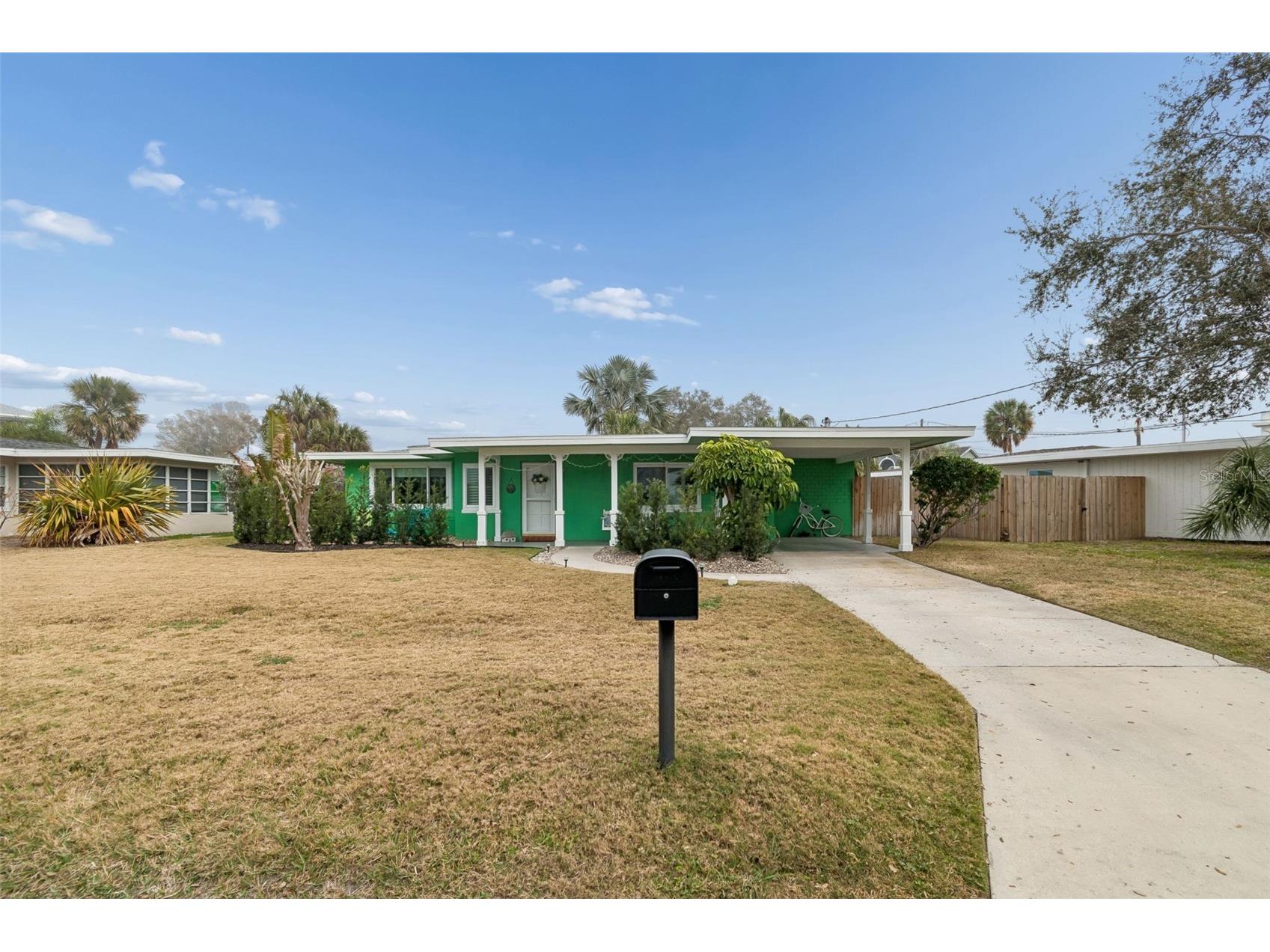 2427 Baywood Drive W Dunedin FL 34698 TB8476160 image47