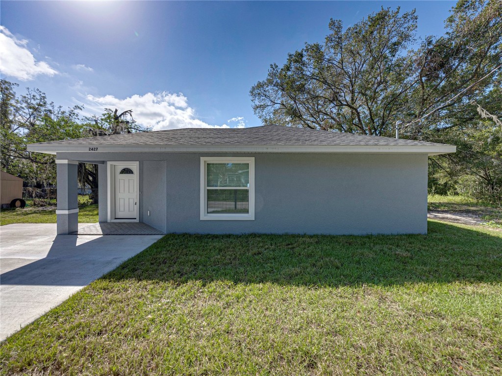 2427 Blair Circle N Lakeland FL 33803 L4948368 image1