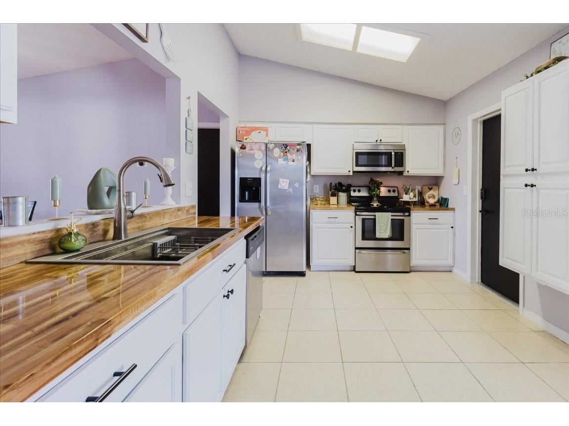 2427 Comerwood Drive Spring Hill FL 34609 TB8352902 image11