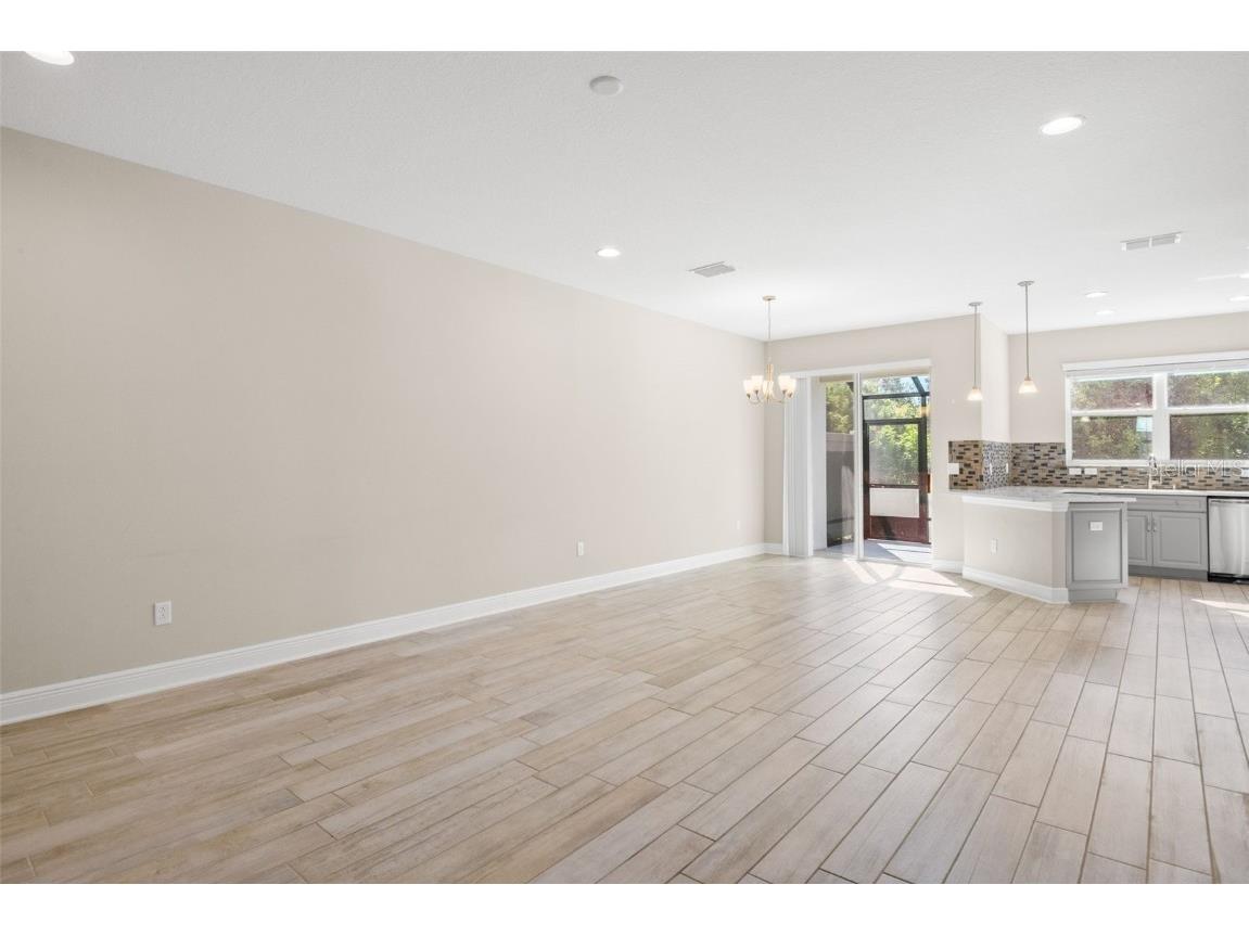 2427 Foggy Creek Circle Clearwater FL 33764 TB8425360 image9