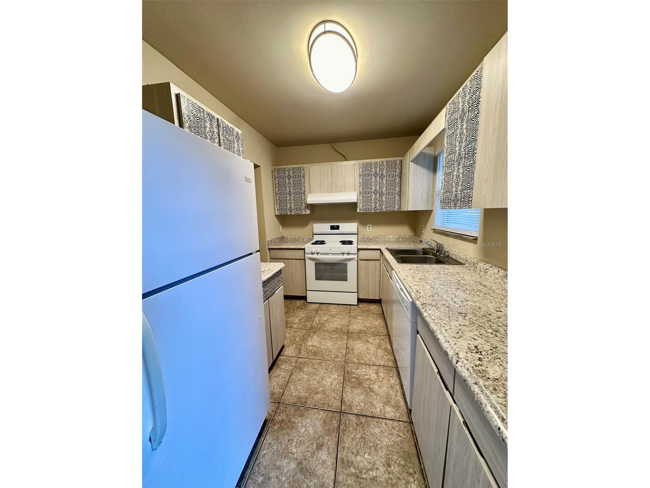 2427 NW 4th Terrace Gainesville FL 32609 GC538401 image3