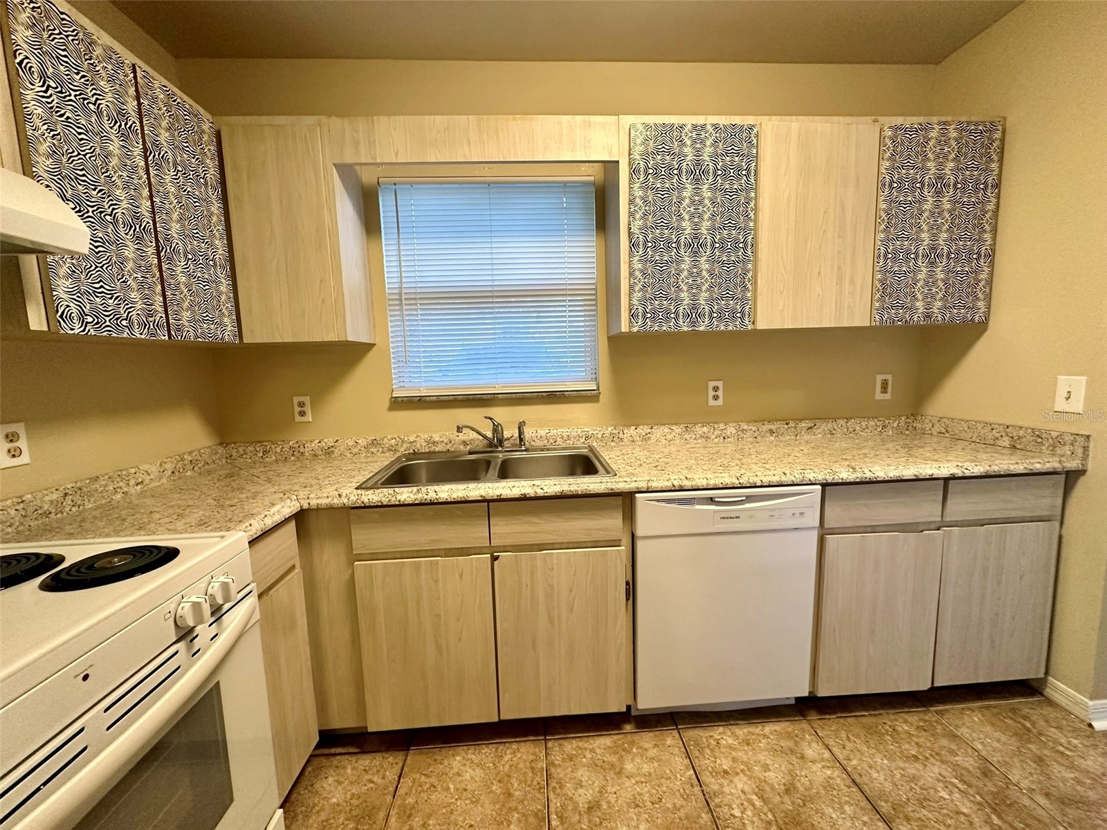 2427 NW 4th Terrace Gainesville FL 32609 GC538401 image5