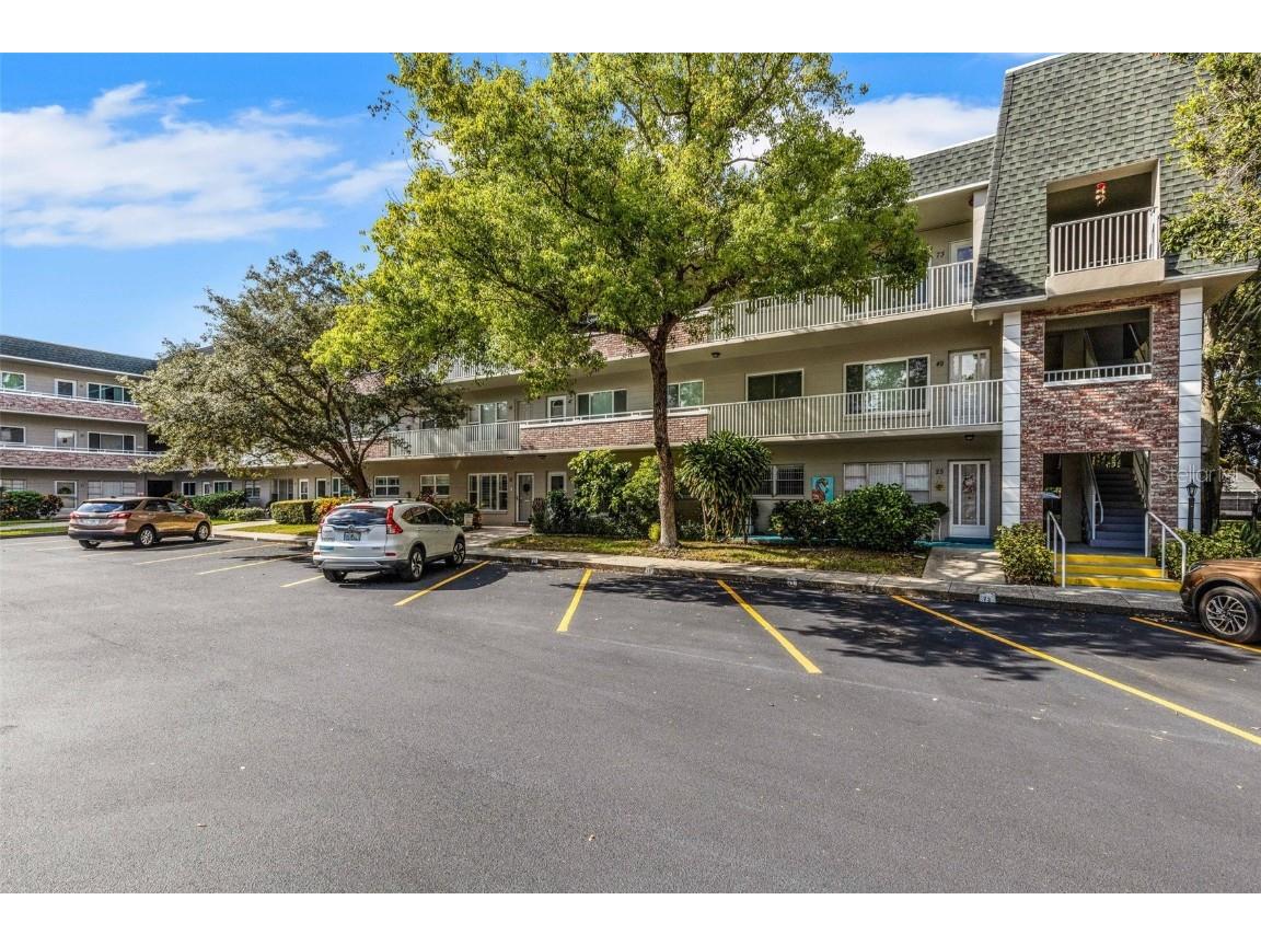 2427 Rhodesian Drive #45 Clearwater FL 33763 U8214147 image1