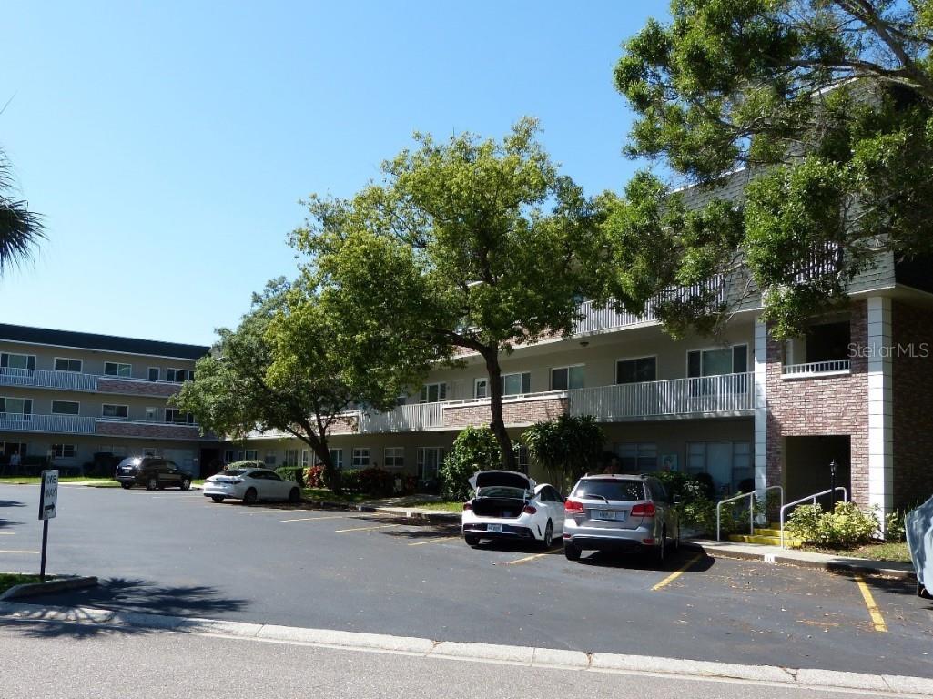 2427 Rhodesian Drive #65 Clearwater FL 33763 U8244540 image1