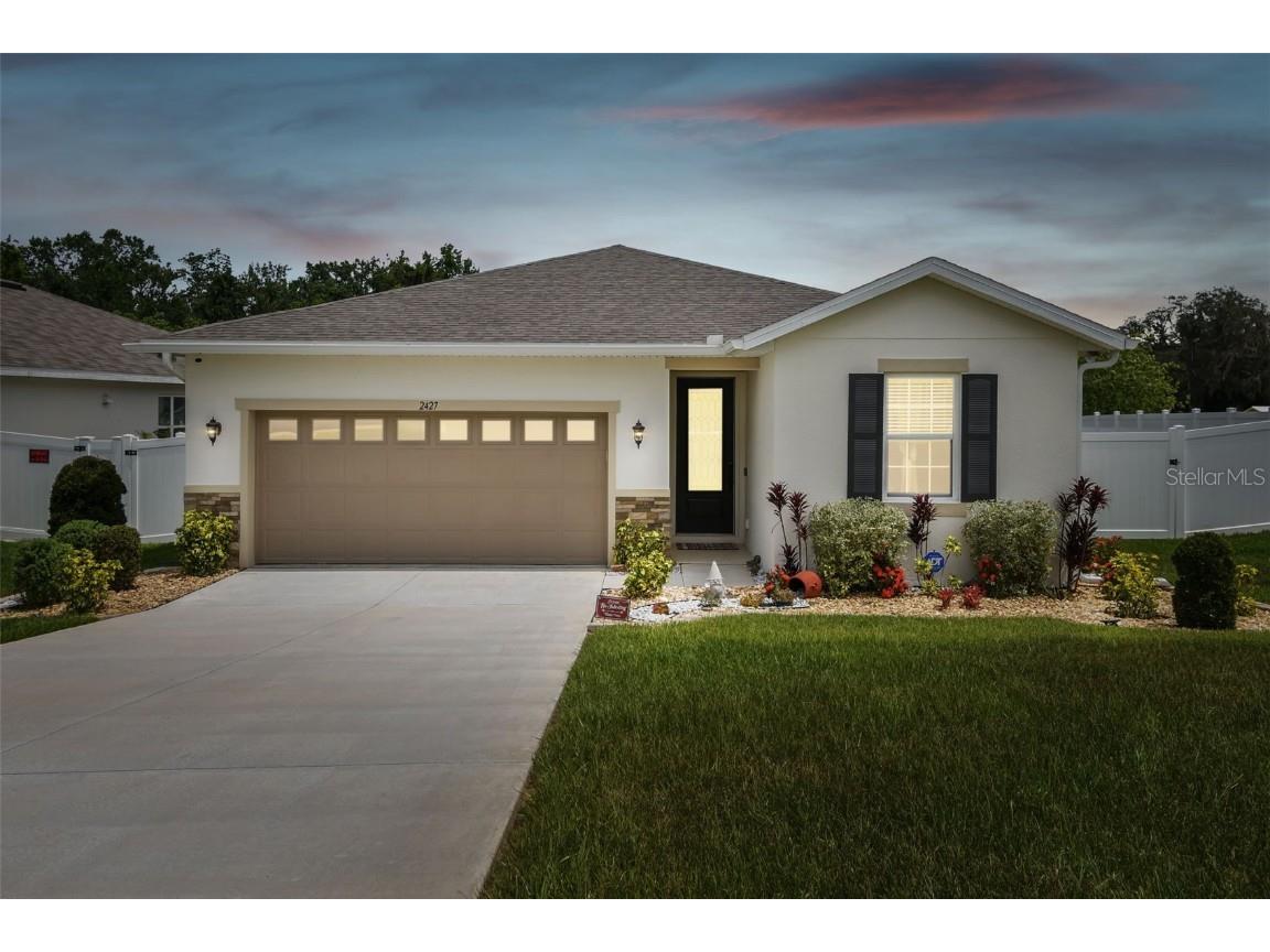 2427 Spring Breeze Drive Leesburg FL 34748 T3457429 image1