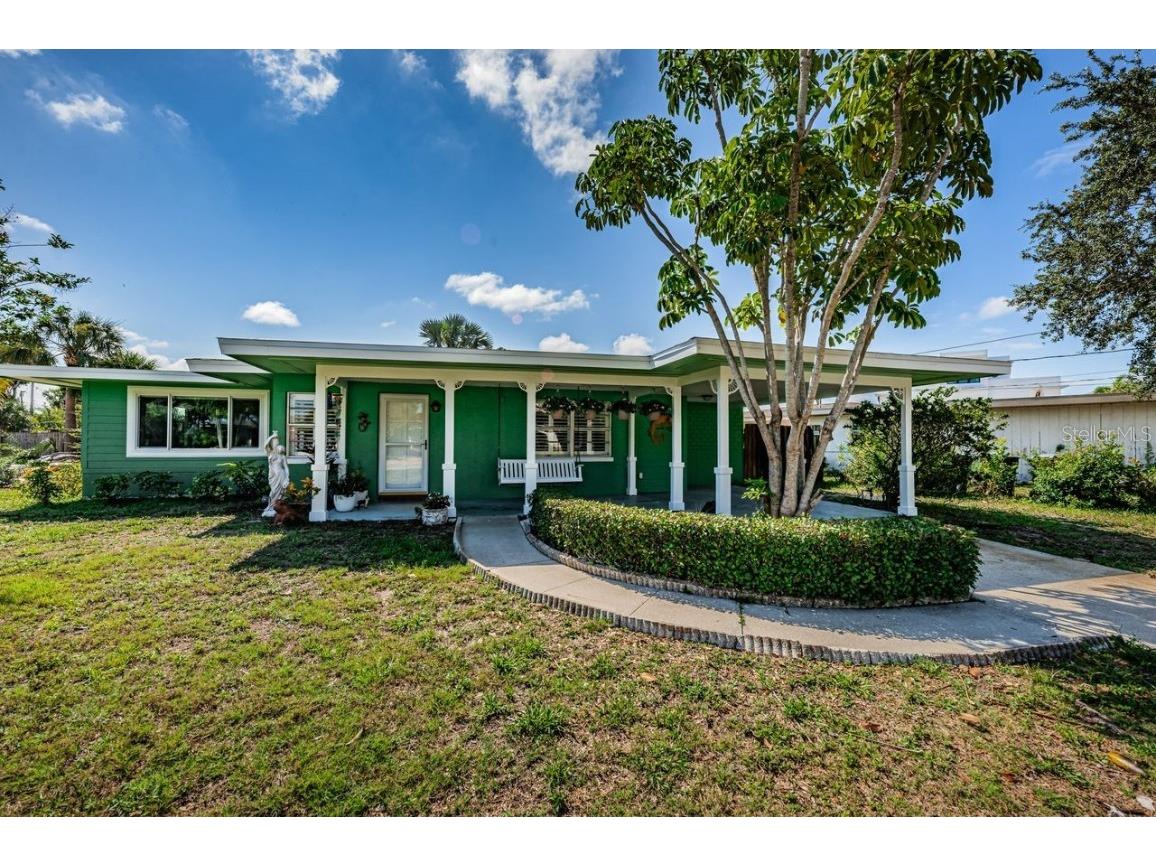2427 W Baywood Drive W Dunedin FL 34698 U8202403 image1