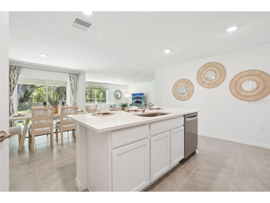 24271 NW 11th Place Newberry FL 32669 OM706178 image4