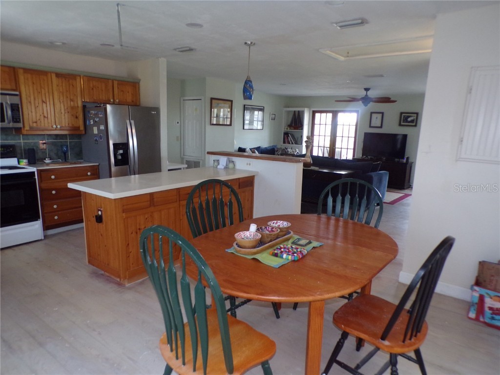 24279 Yacht Club Boulevard Punta Gorda FL 33955 C7509286 image12