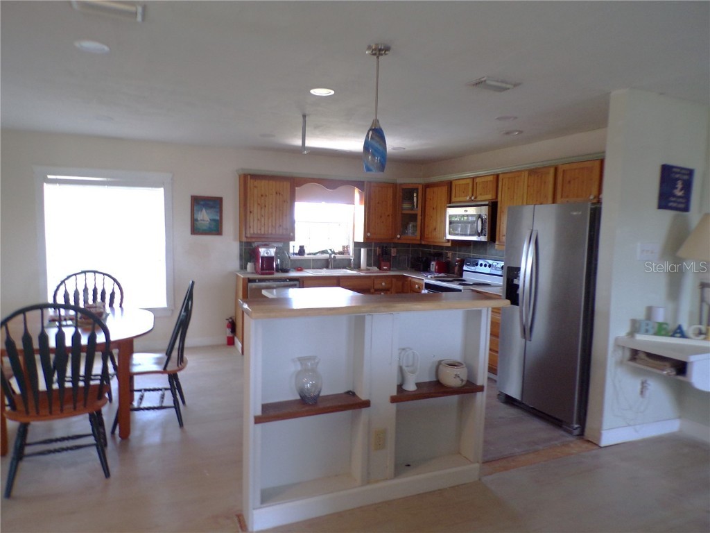 24279 Yacht Club Boulevard Punta Gorda FL 33955 C7509286 image6