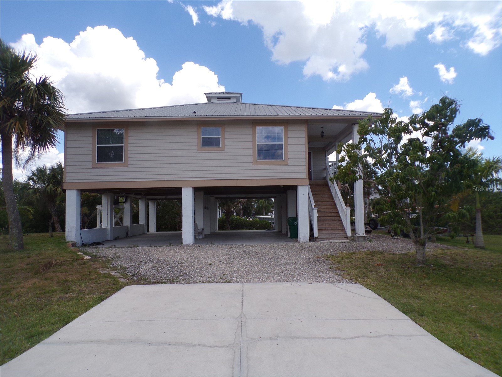 24279 Yacht Club Boulevard Punta Gorda FL 33955 C7526404 image1