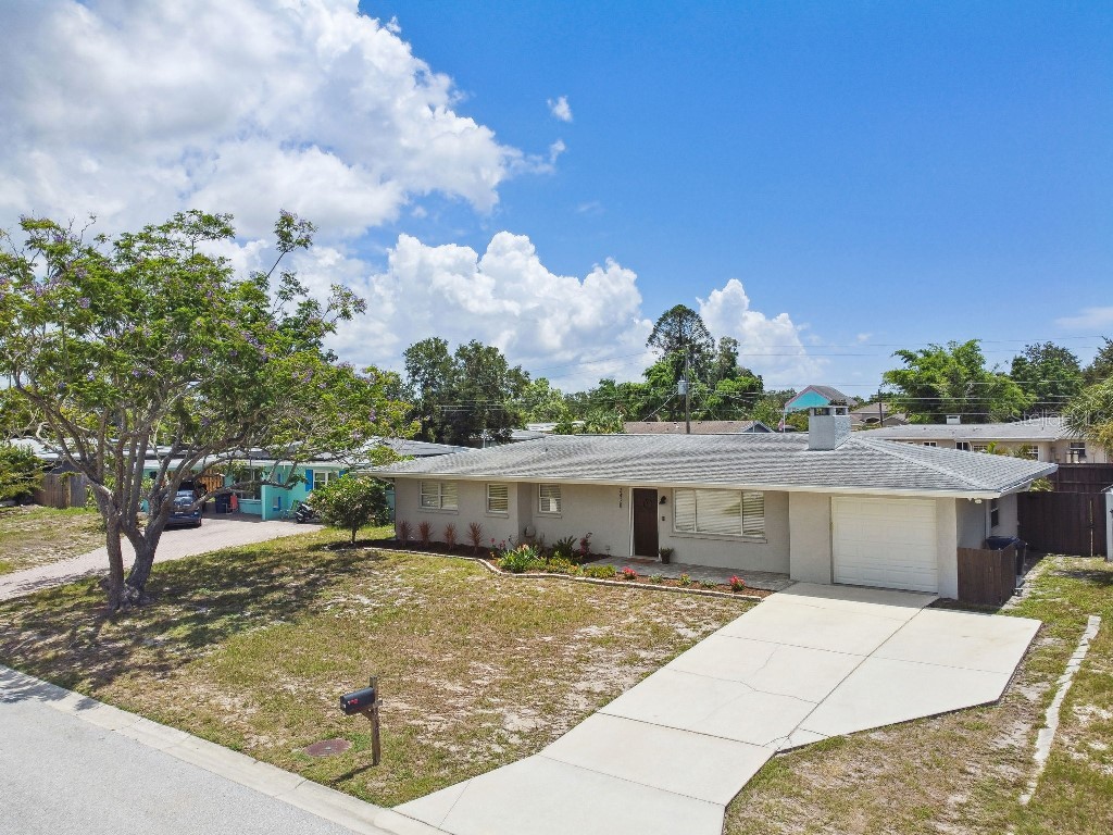 2428 Hamlin Lane Sarasota FL 34239 T3458313 image1