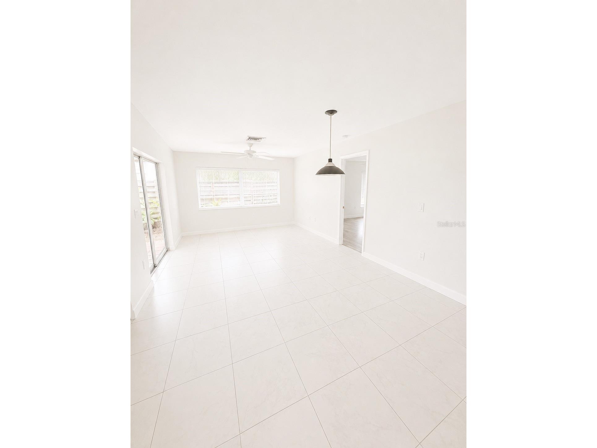 2428 Linwood Drive Sarasota FL 34232 A4699204 image13