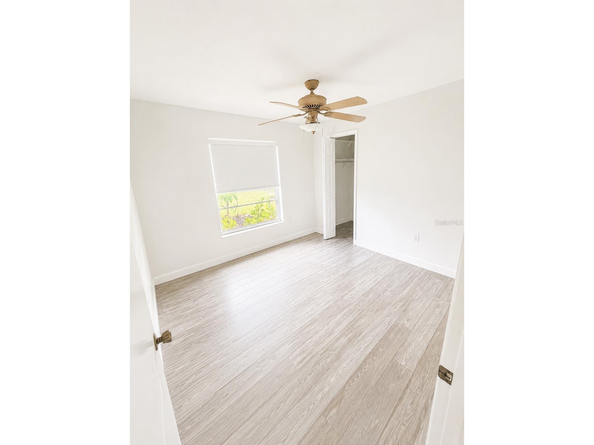 2428 Linwood Drive Sarasota FL 34232 A4699204 image6