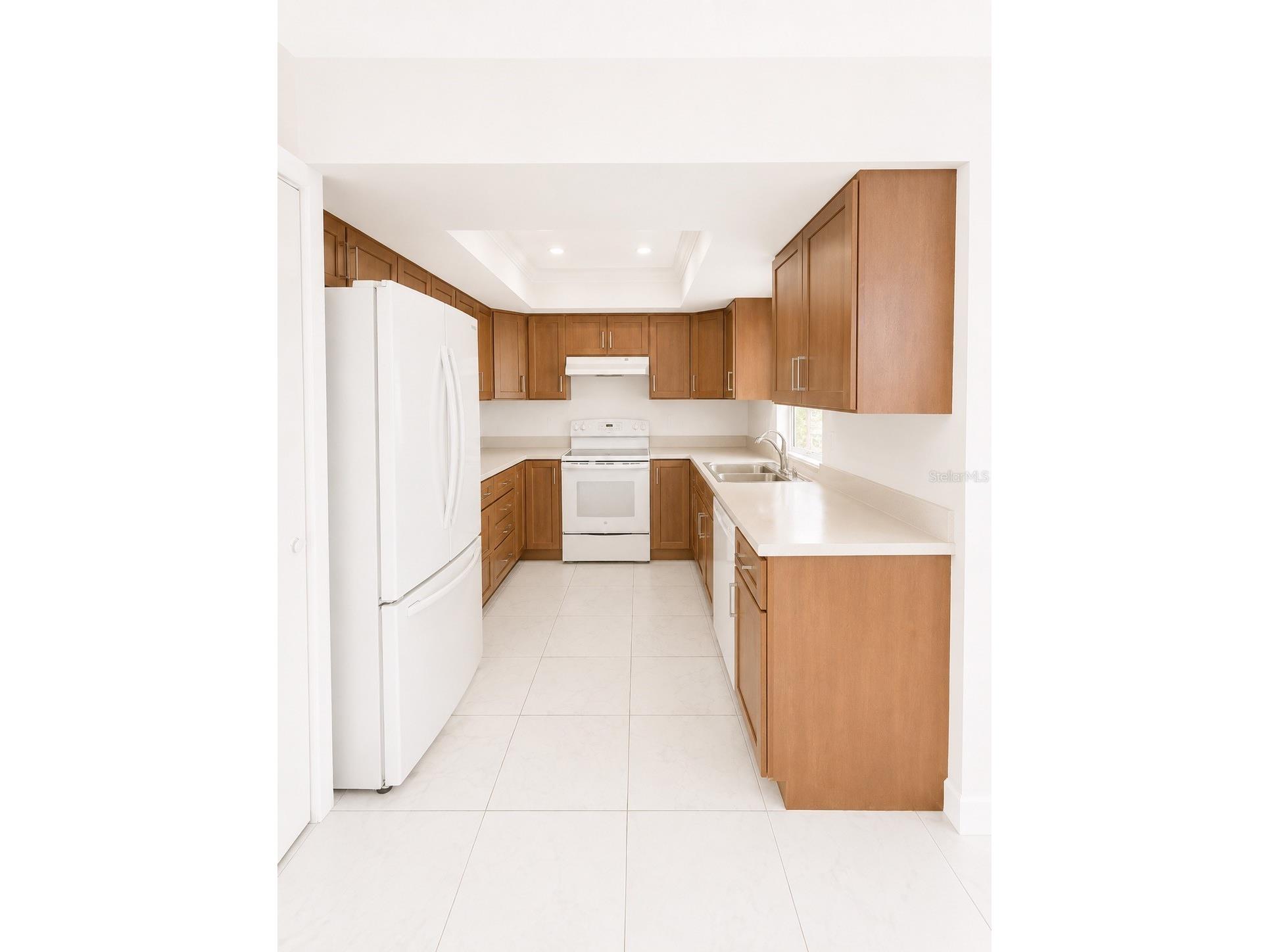 2428 Linwood Drive Sarasota FL 34232 A4699204 image9