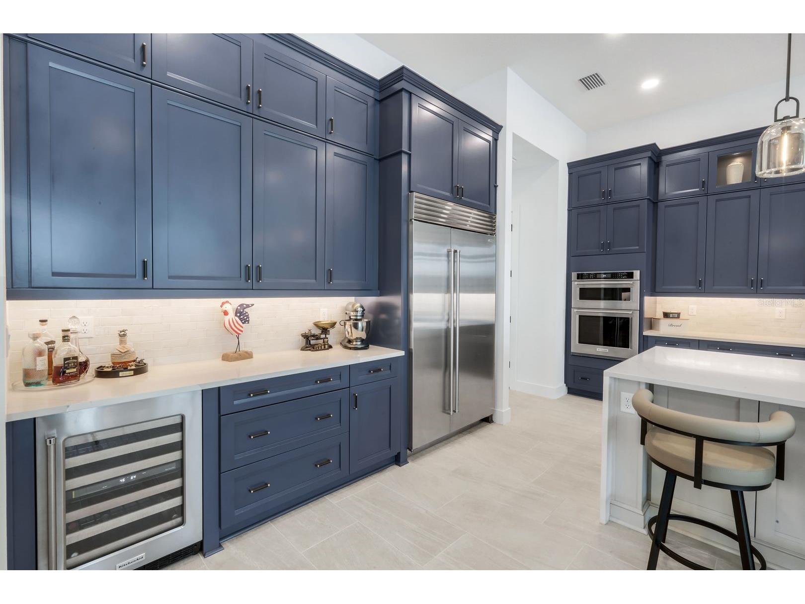 2428 Waterfront Circle Sarasota FL 34240 A4699079 image15