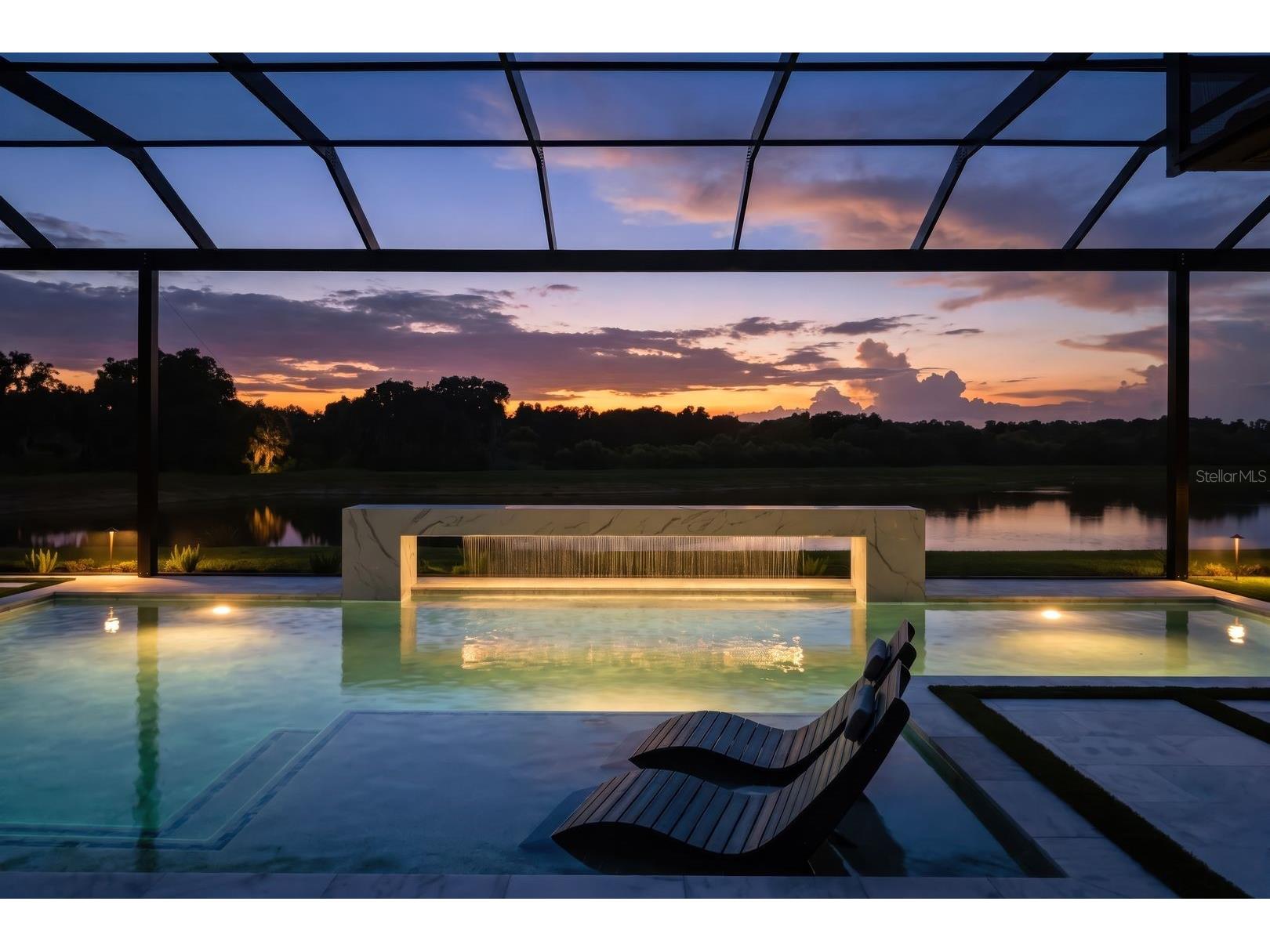 2428 Waterfront Circle Sarasota FL 34240 A4699079 image2
