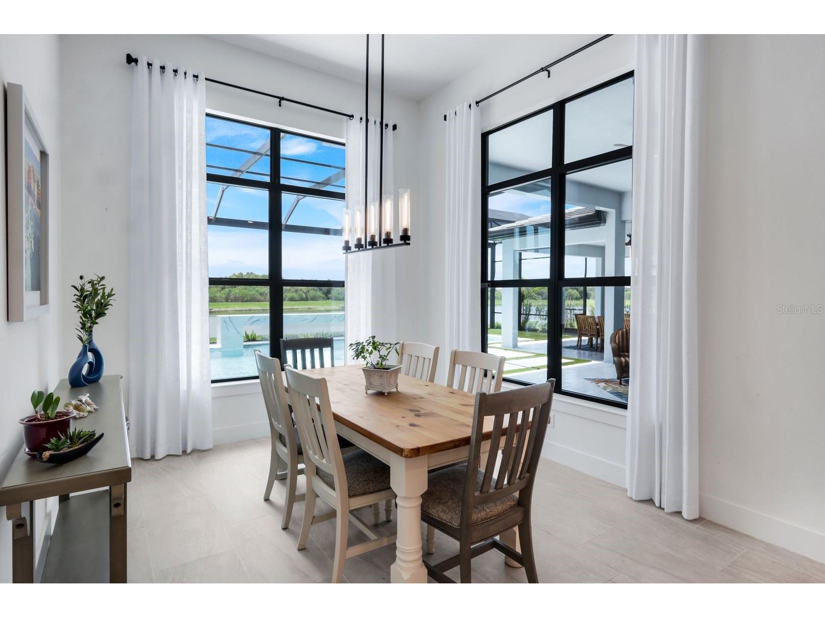 2428 Waterfront Circle Sarasota FL 34240 A4699079 image22