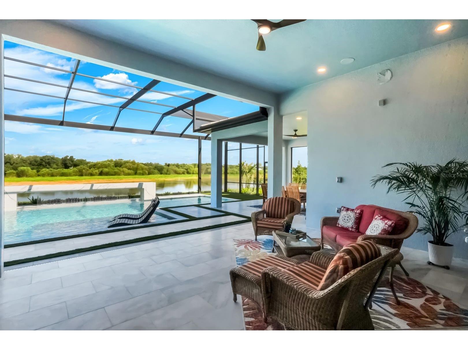 2428 Waterfront Circle Sarasota FL 34240 A4699079 image57