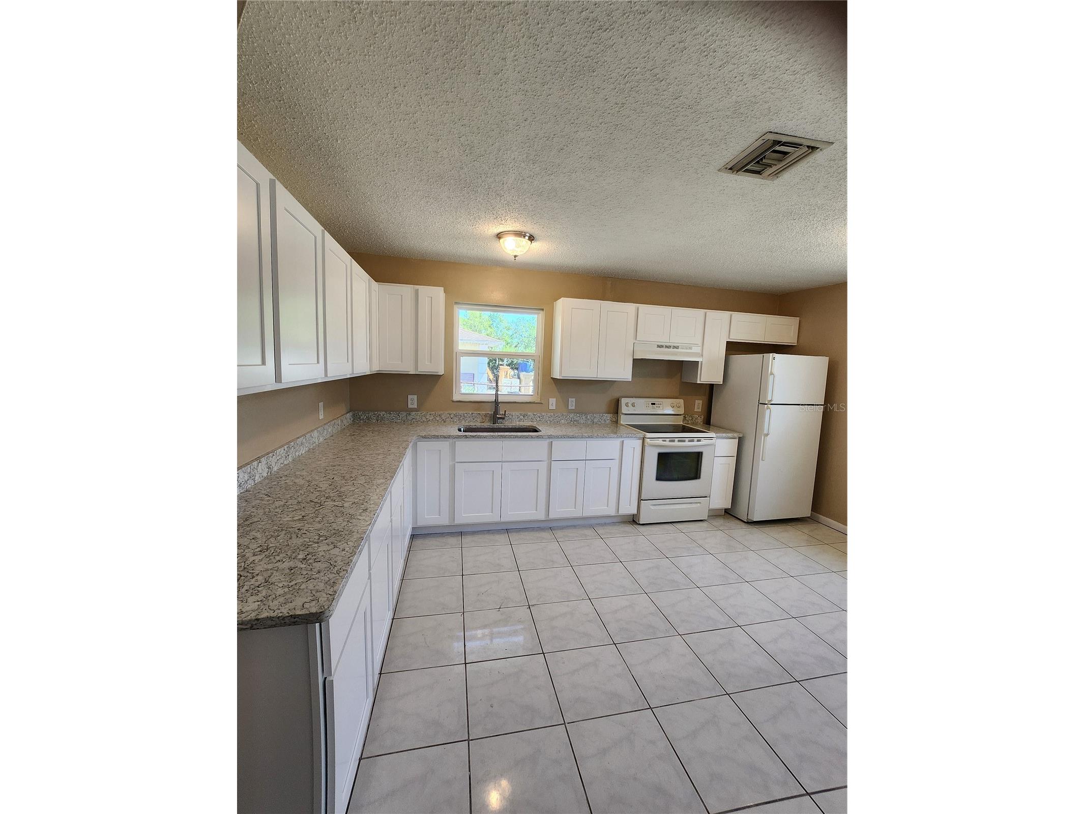 2429 Centennial Boulevard Leesburg FL 34748 O6408020 image3