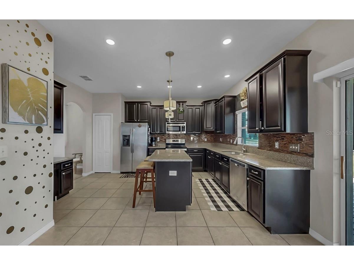 2429 Cumberland Cliff Drive Ruskin FL 33570 TB8441003 image5