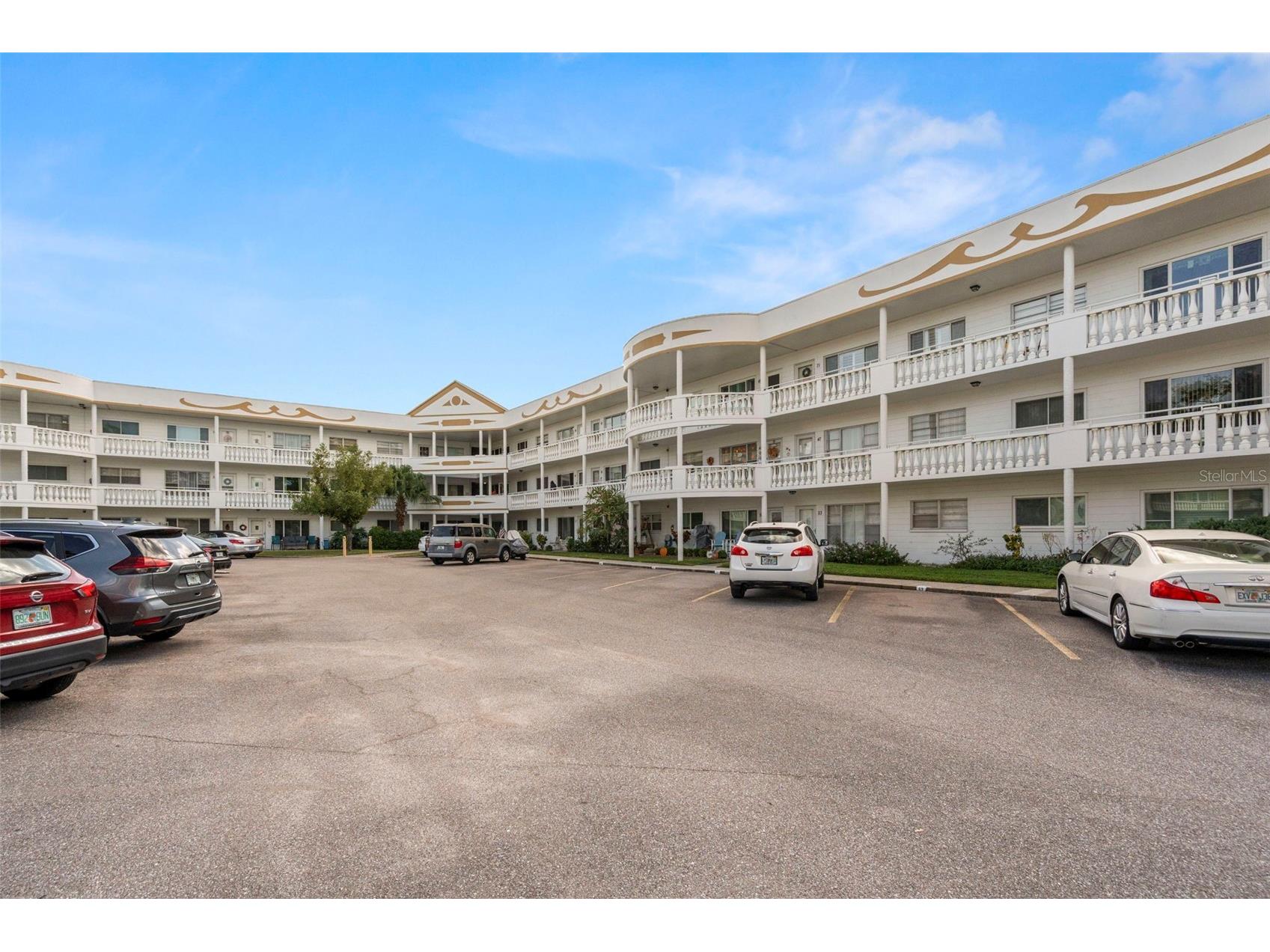 2429 Ecuadorian Way #47 Clearwater FL 33763 TB8446981 image1