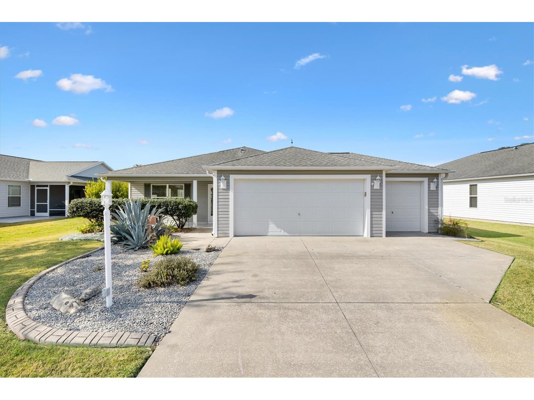 2429 Hopespring Loop The Villages FL 32162 G5106251 image1