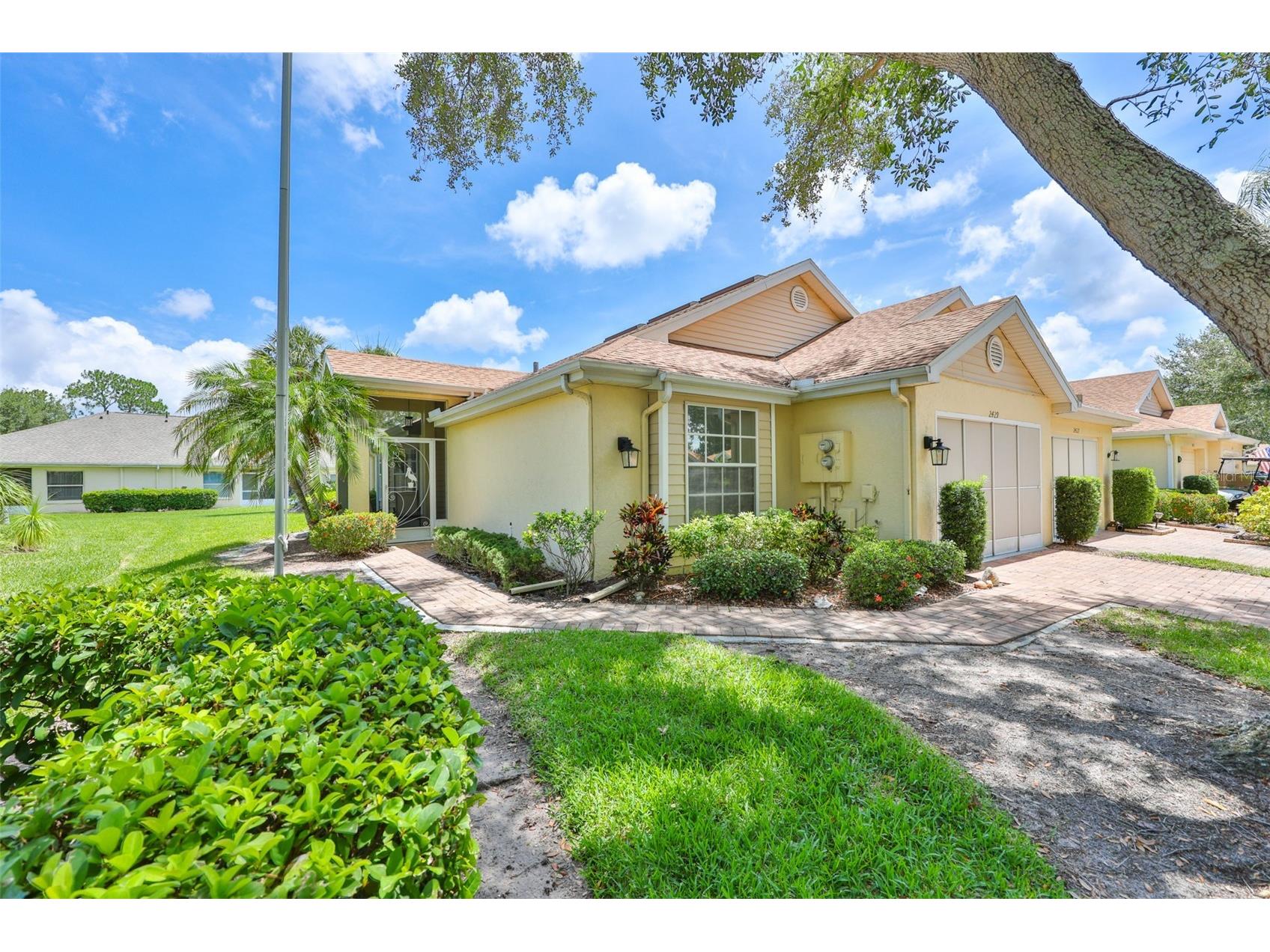 2429 New Haven Circle Sun City Center FL 33573 TB8519809 image1