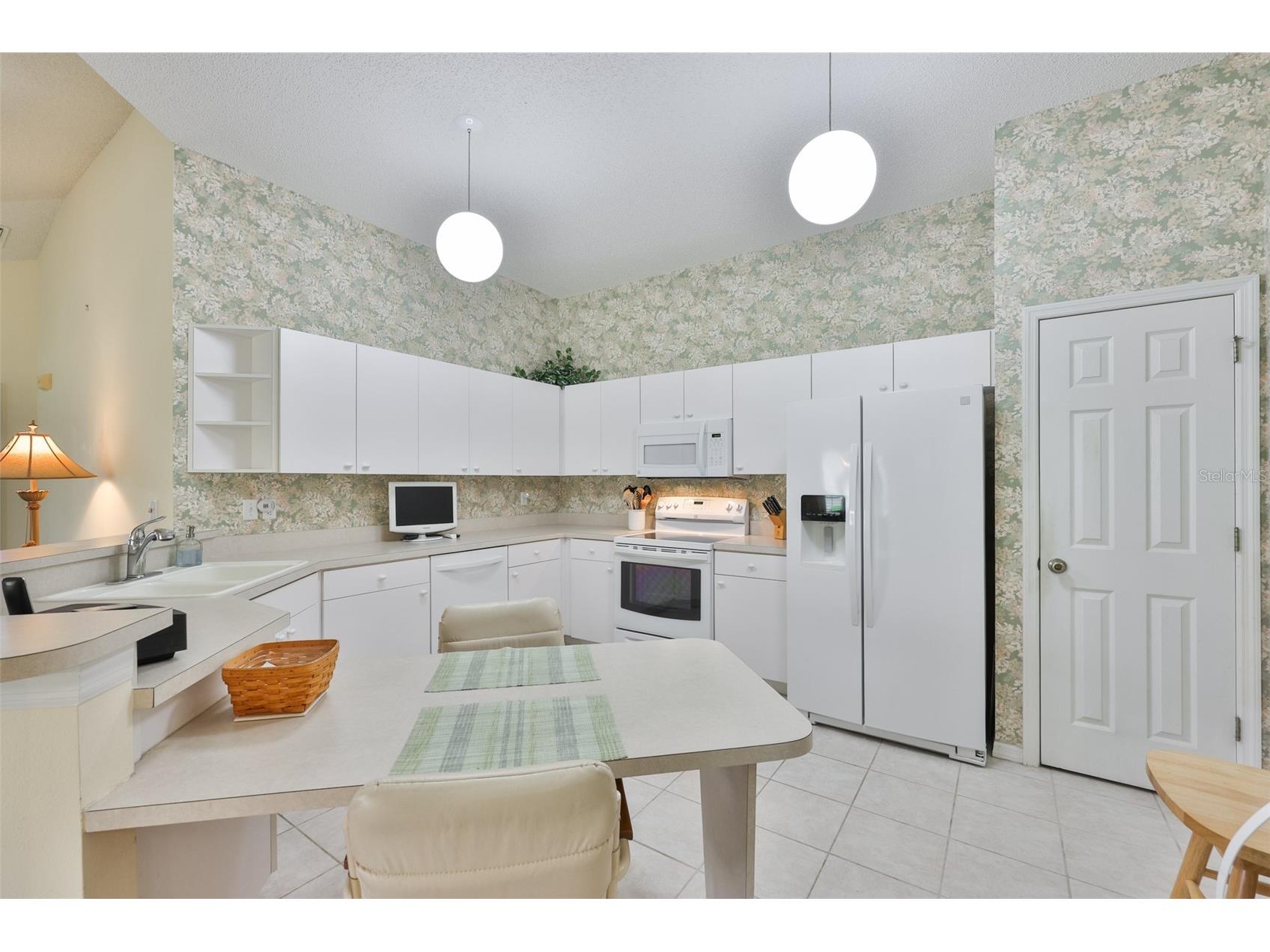 2429 New Haven Circle Sun City Center FL 33573 TB8519809 image17