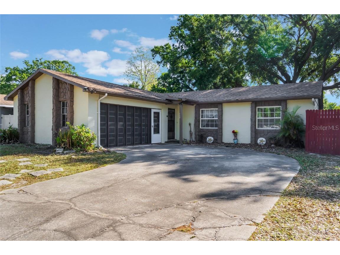 2429 Oak Run Boulevard Kissimmee FL 34744 S5123175 image1