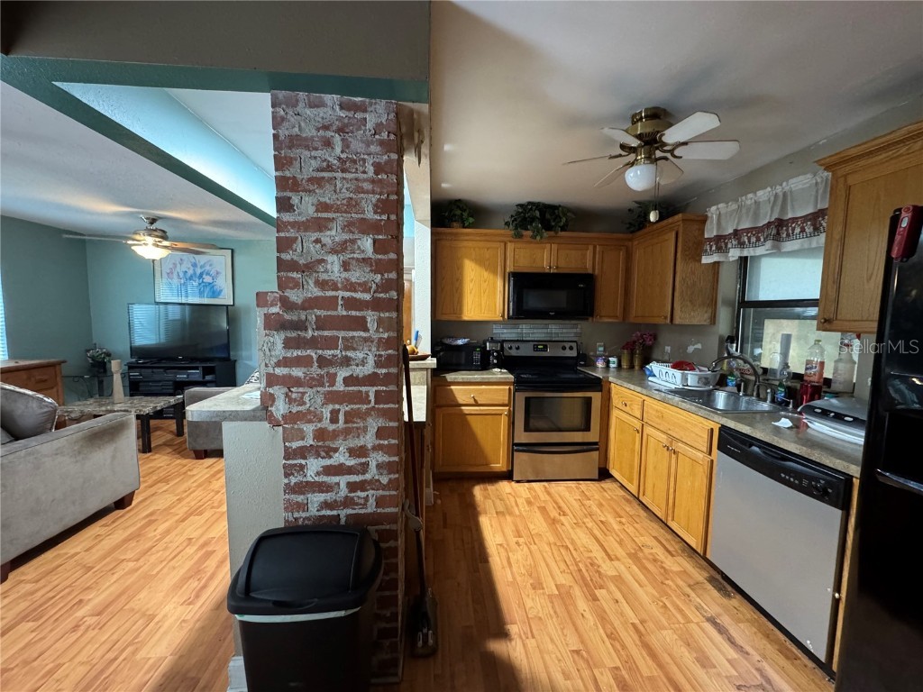 2429 S Elm Avenue Sanford FL 32771 V4945730 image3