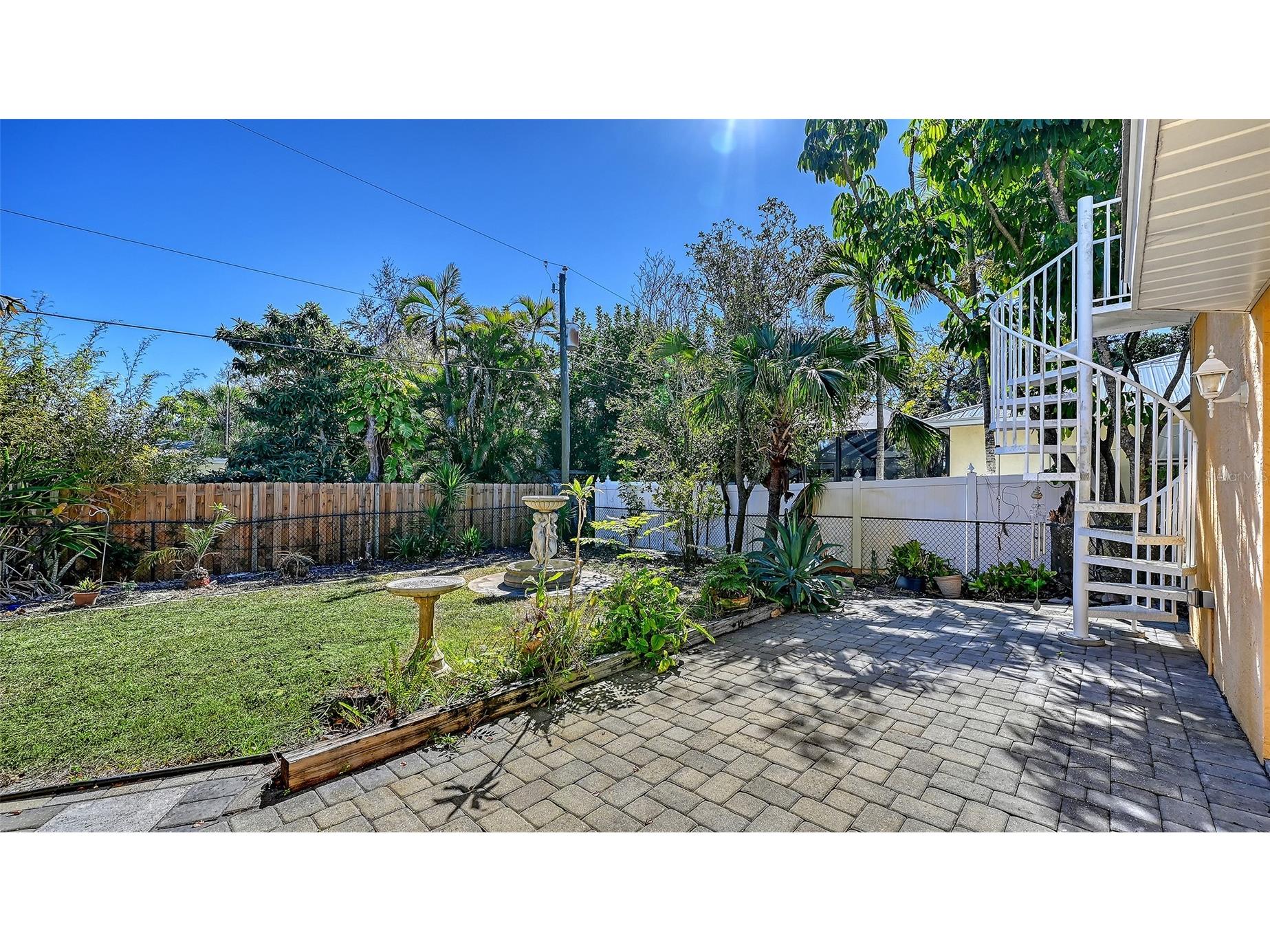 2429 Whippoorwill Circle Sarasota FL 34231 A4675587 image26