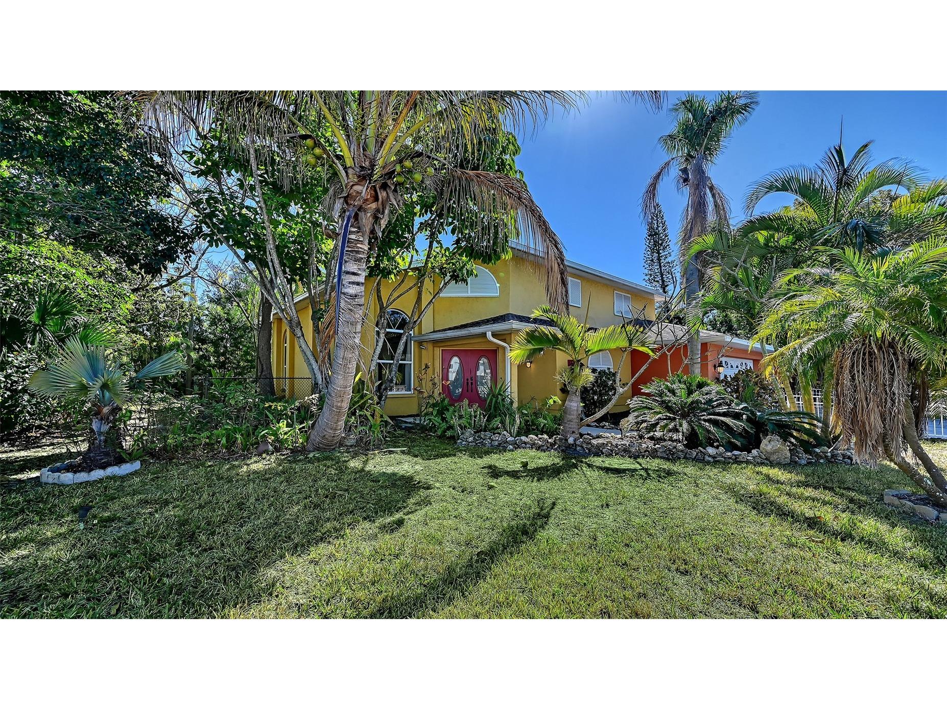 2429 Whippoorwill Circle Sarasota FL 34231 A4675587 image3