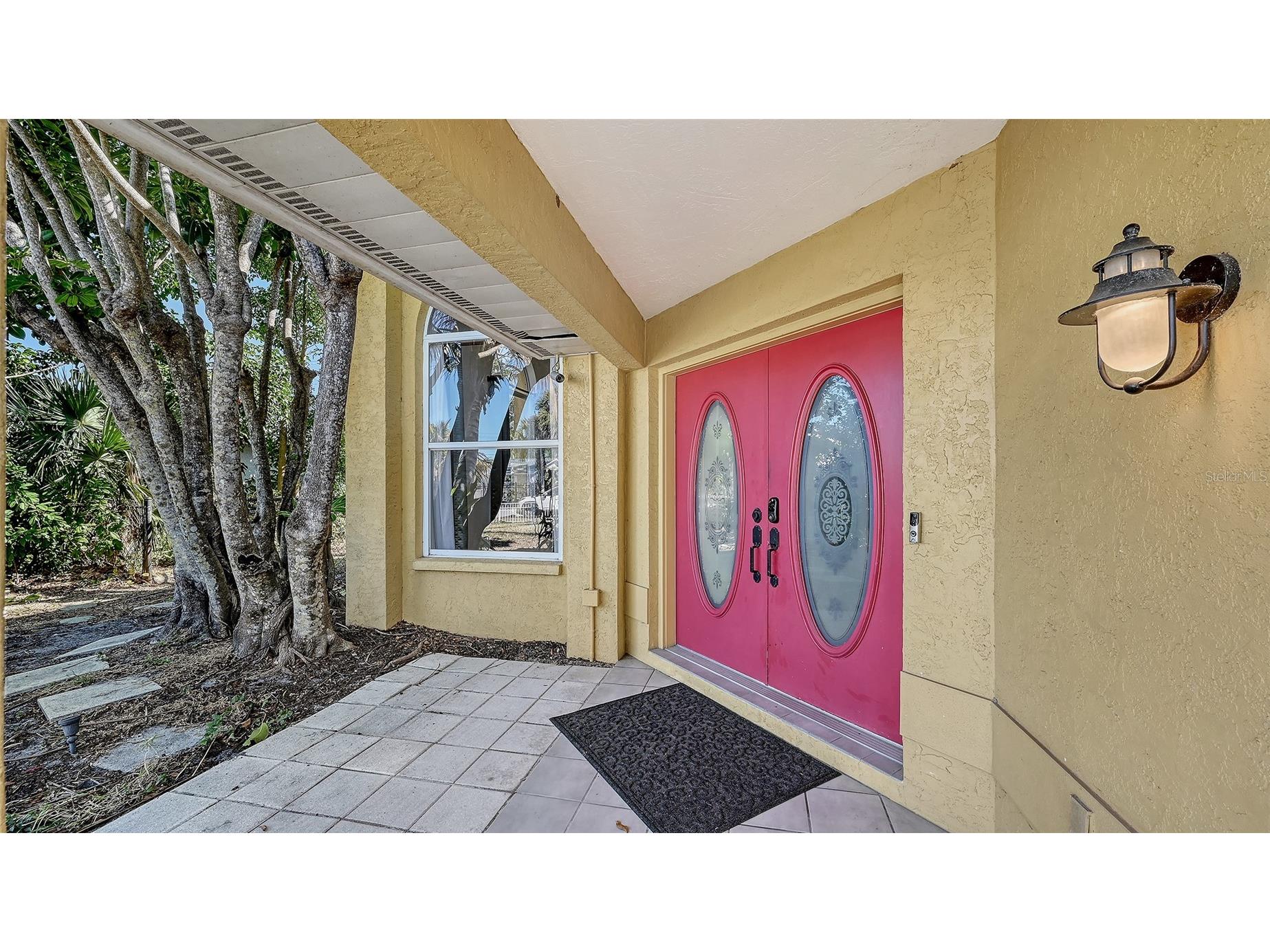 2429 Whippoorwill Circle Sarasota FL 34231 A4675587 image4