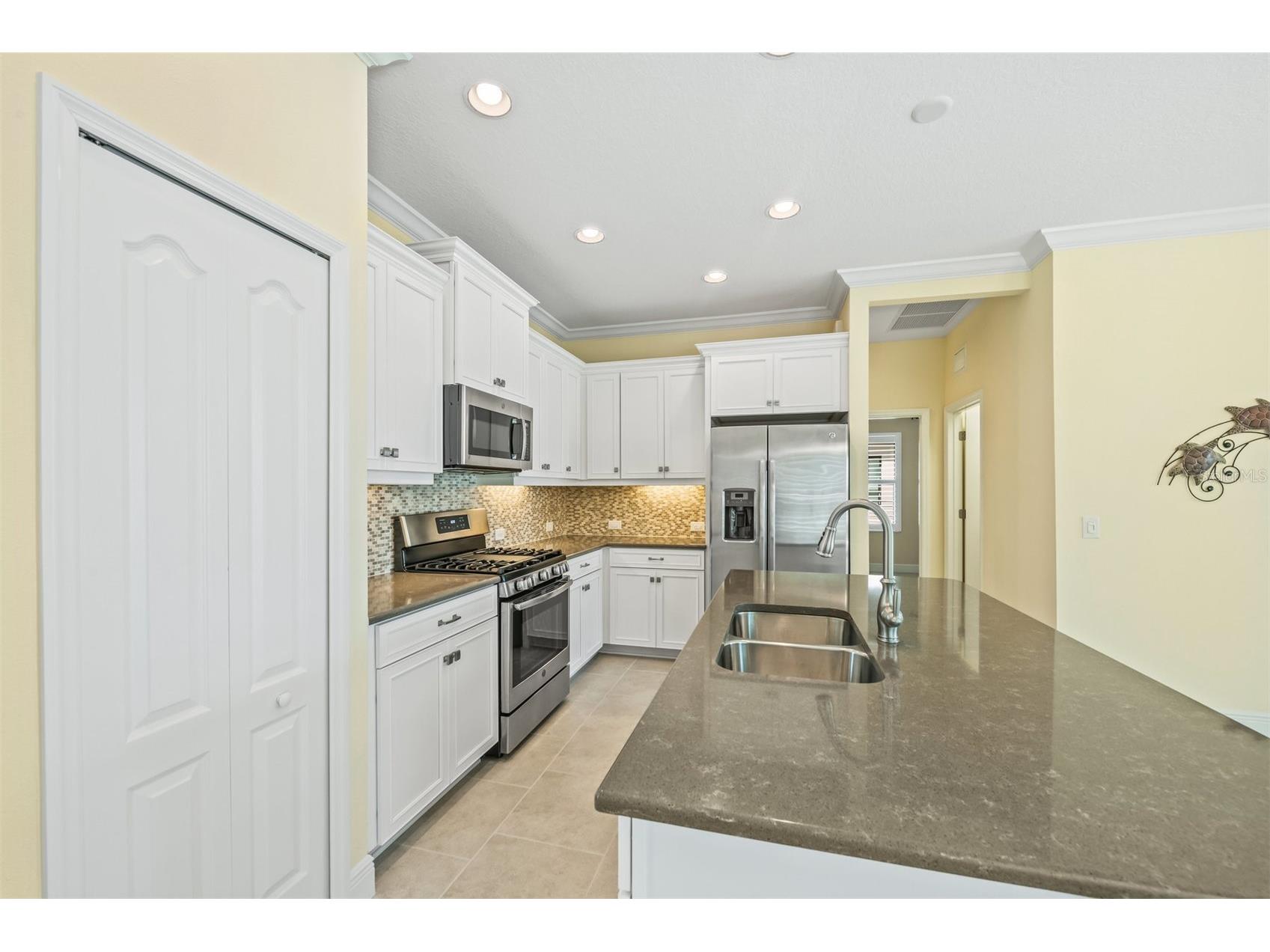 243 Cassano Drive Nokomis FL 34275 A4682482 image11