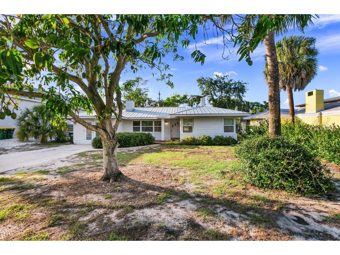 243 Coolidge Drive Sarasota FL 34236 - GULF OF MEXICO A4567562 image1