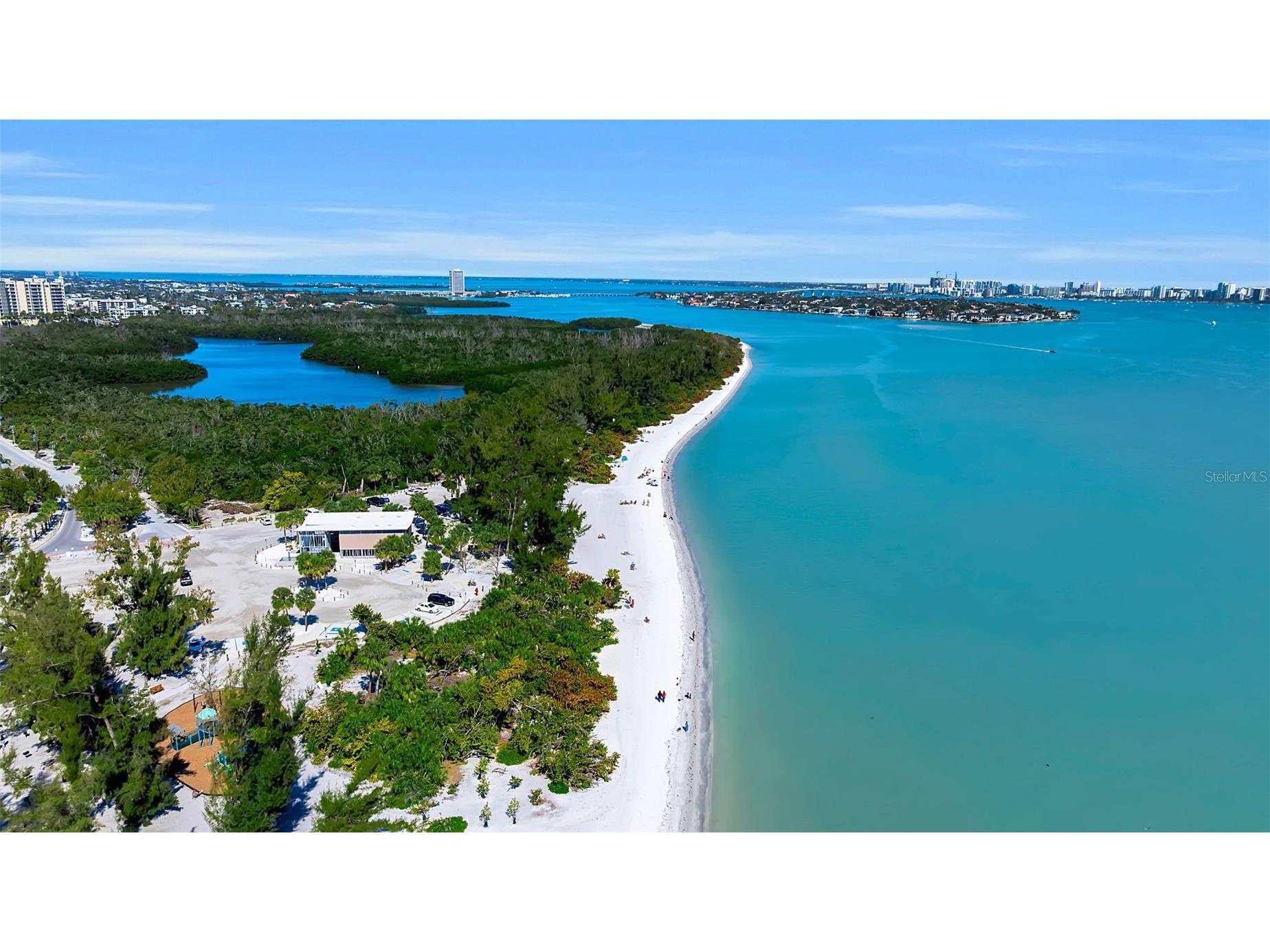 243 Coolidge Drive Sarasota FL 34236 A4688712 image11