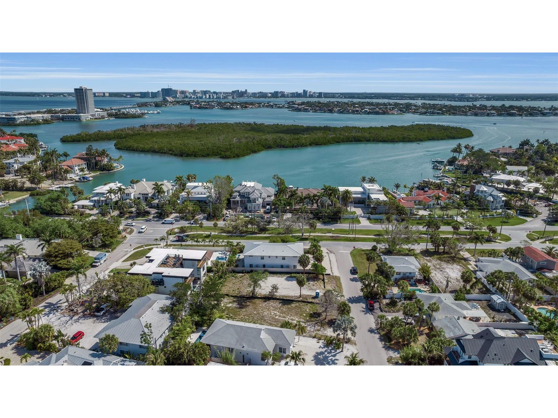 243 Coolidge Drive Sarasota FL 34236 A4688712 image14