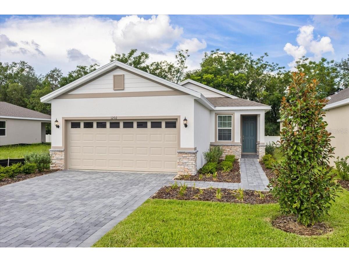 243 Fredericksburg Avenue Orange City FL 32763 O6397092 image1