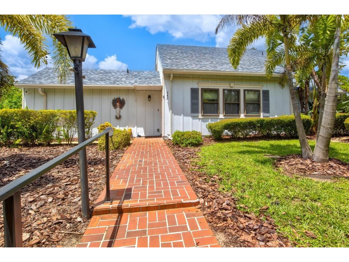 243 Greenwood Avenue Sarasota FL 34243 A4619391 image1