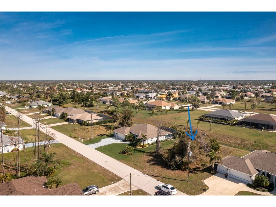 243 Mariner Lane Rotonda West FL 33947 D6136398 image1