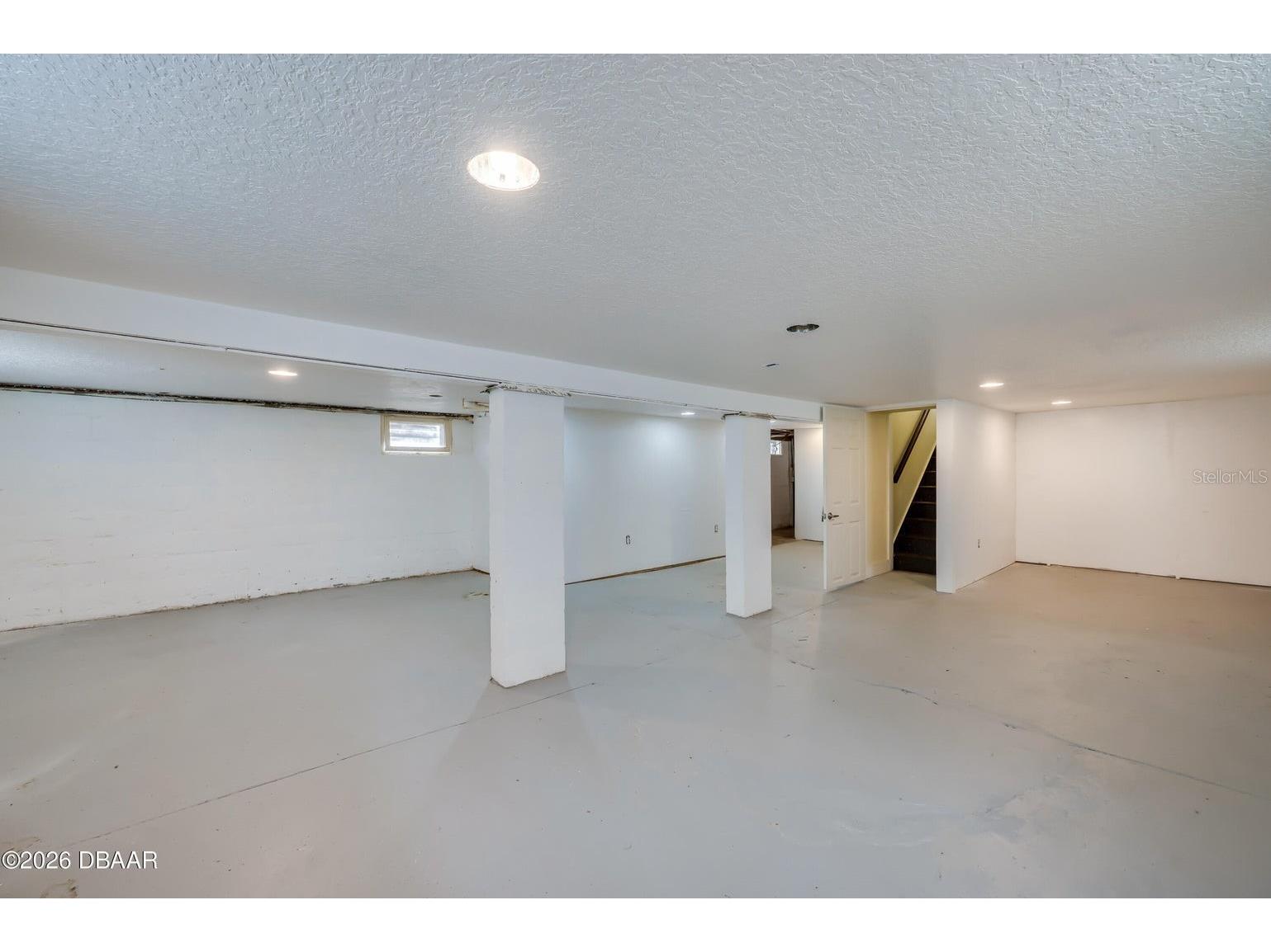 243 N Peninsula Drive Daytona Beach FL 32118 V4948909 image23