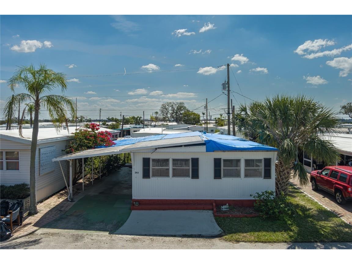 243 Palm Lane Palmetto FL 34221 A4642646 image1