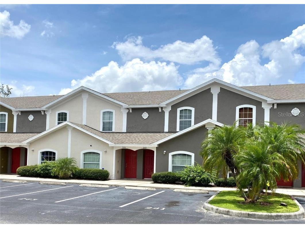 243 Royal Palm Drive Kissimmee FL 34743 G5099701 image2