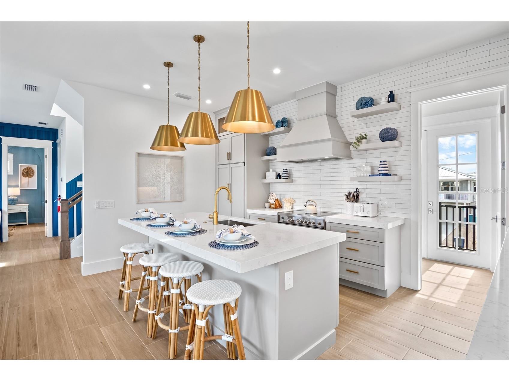 243 S Harbor Drive Holmes Beach FL 34217 A4684027 image10