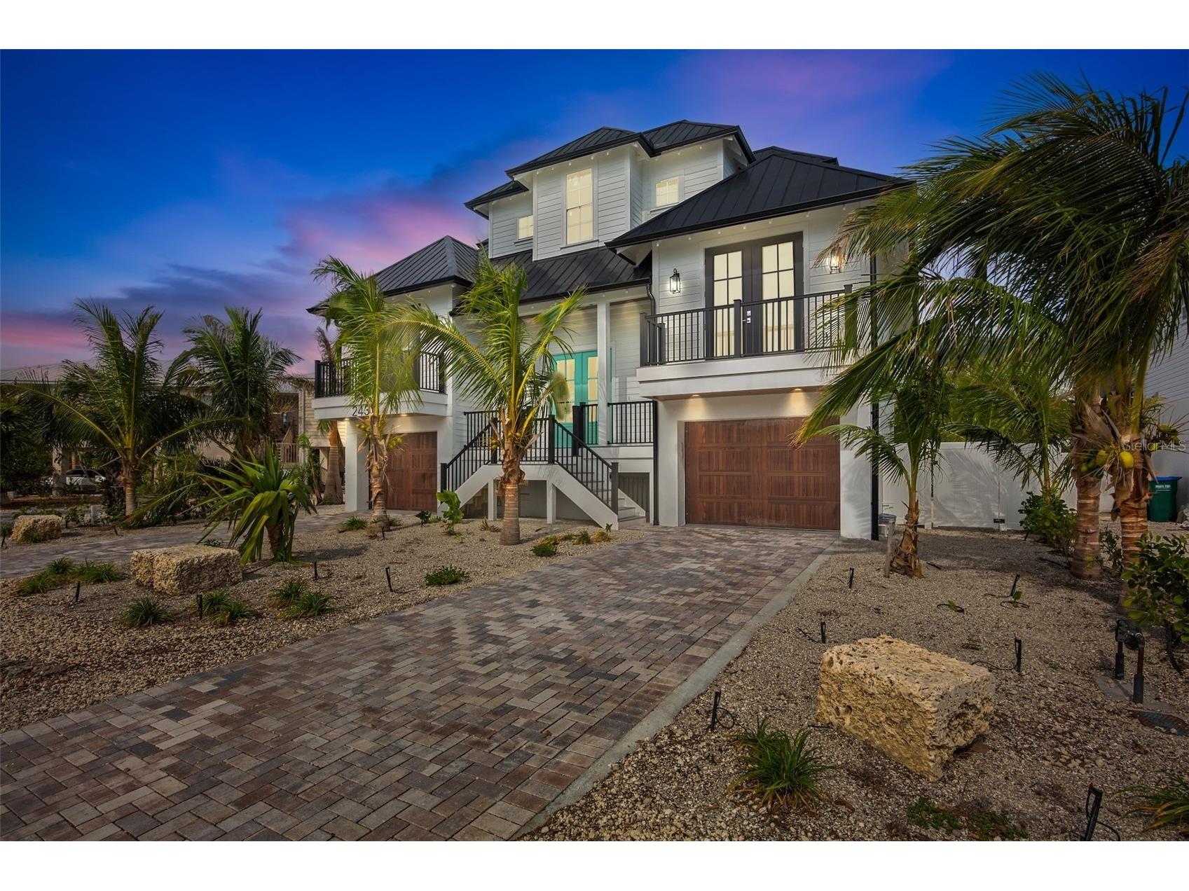 243 S Harbor Drive Holmes Beach FL 34217 A4684027 image2