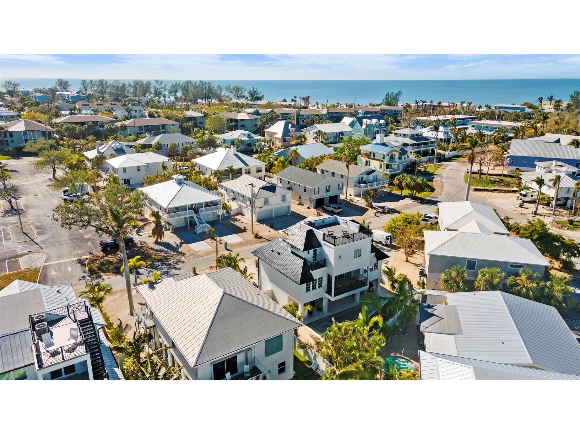 243 S Harbor Drive Holmes Beach FL 34217 A4684027 image31