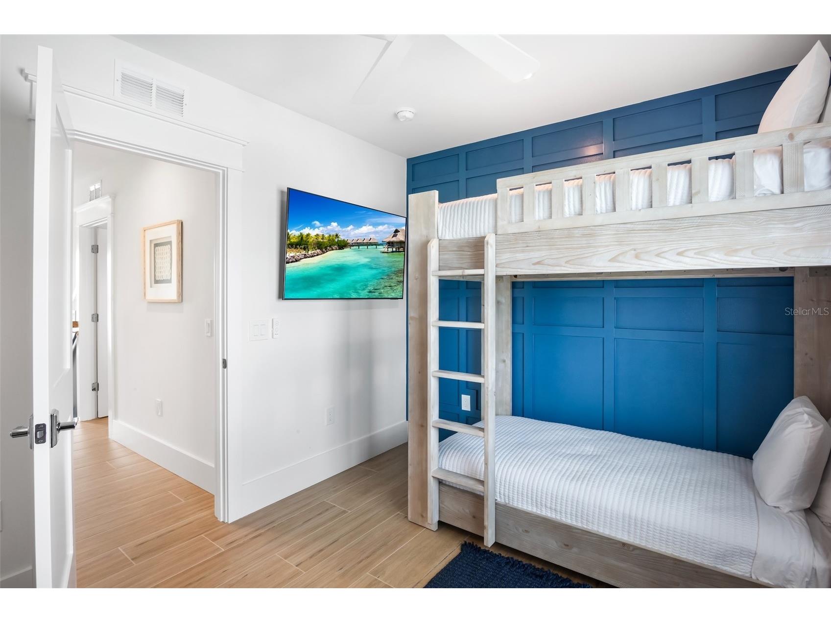 243 S Harbor Drive Holmes Beach FL 34217 A4684027 image41