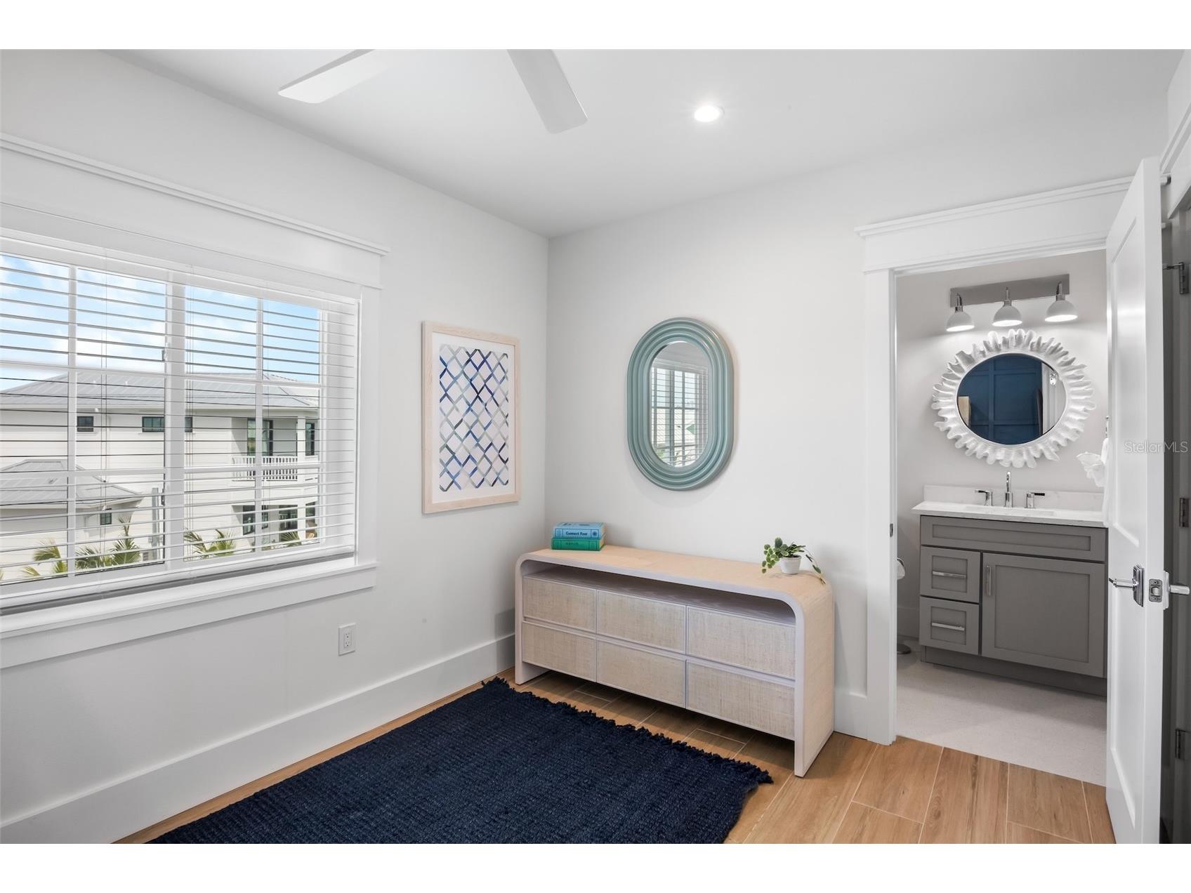 243 S Harbor Drive Holmes Beach FL 34217 A4684027 image44