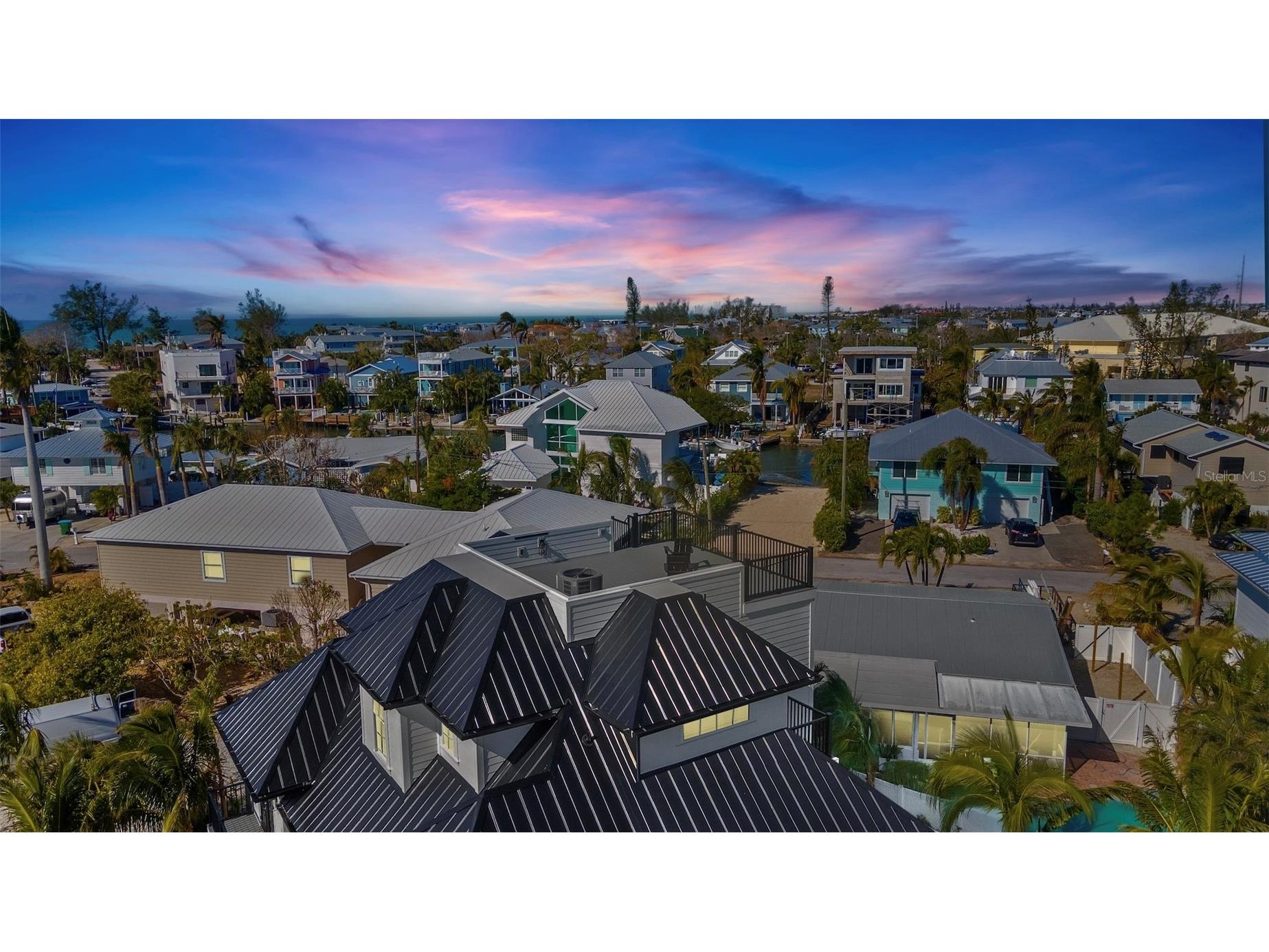 243 S Harbor Drive Holmes Beach FL 34217 A4684027 image6