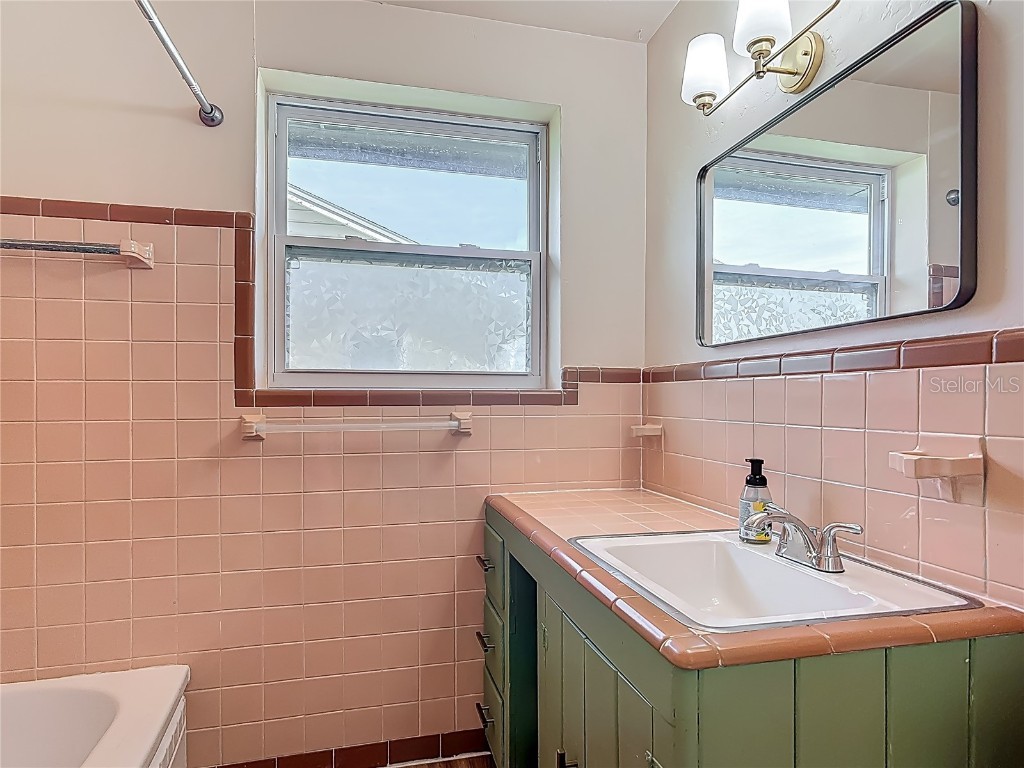 243 S Hull Avenue Deland FL 32720 V4941976 image24